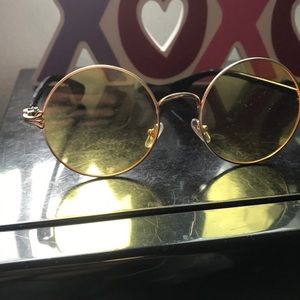 Yellow circle sun glasses